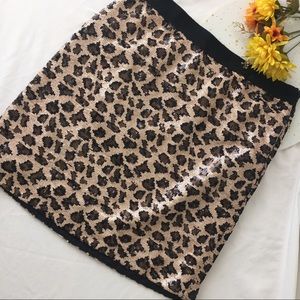 Banana Republic leopard print Sequin mini skirt